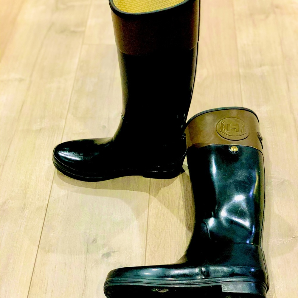 Women’s Hunter Tall Rain Boots Size 8-9